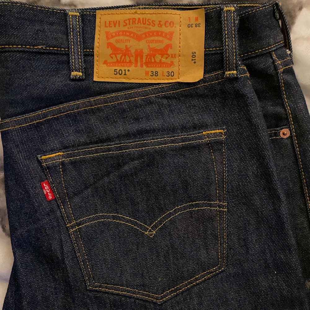 Levi jeans